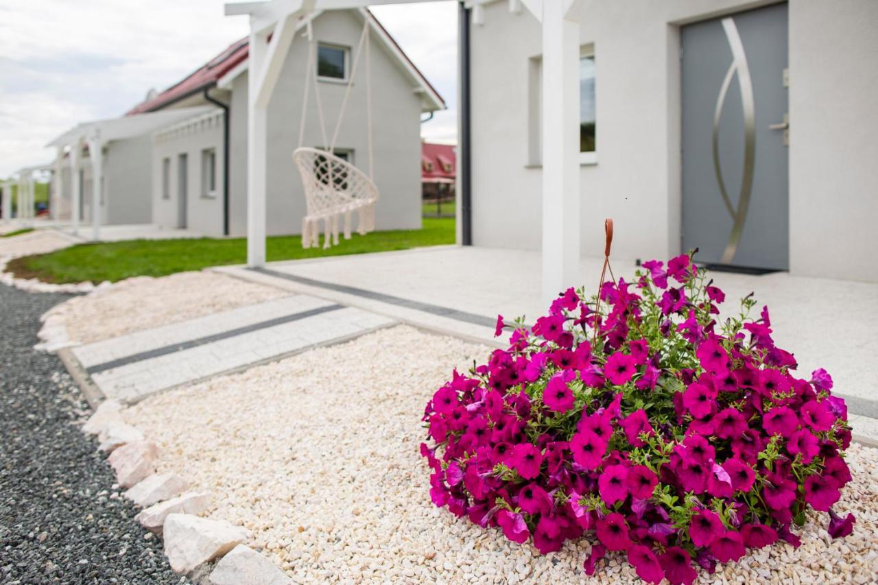 Domki Caloroczne Jesionowscy Kudowa-Zdrój Esterno foto